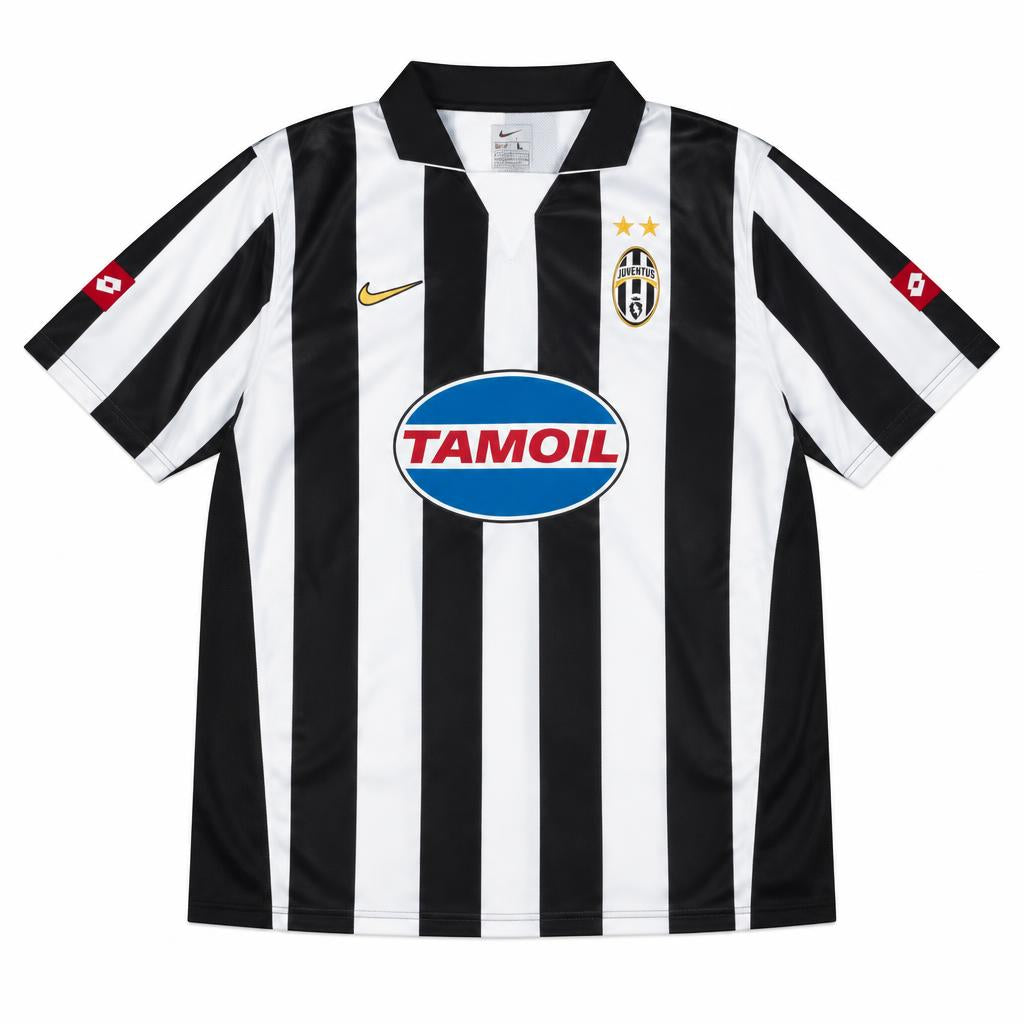 Juventus 2002/03 Home Retro Football Shirt — front view