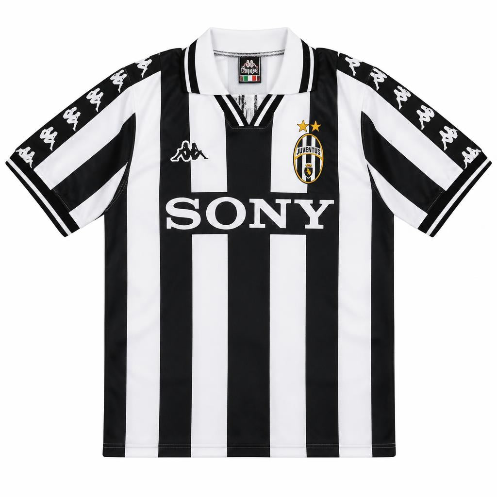 Juventus 1996/97 Home Retro Football Shirt — front view