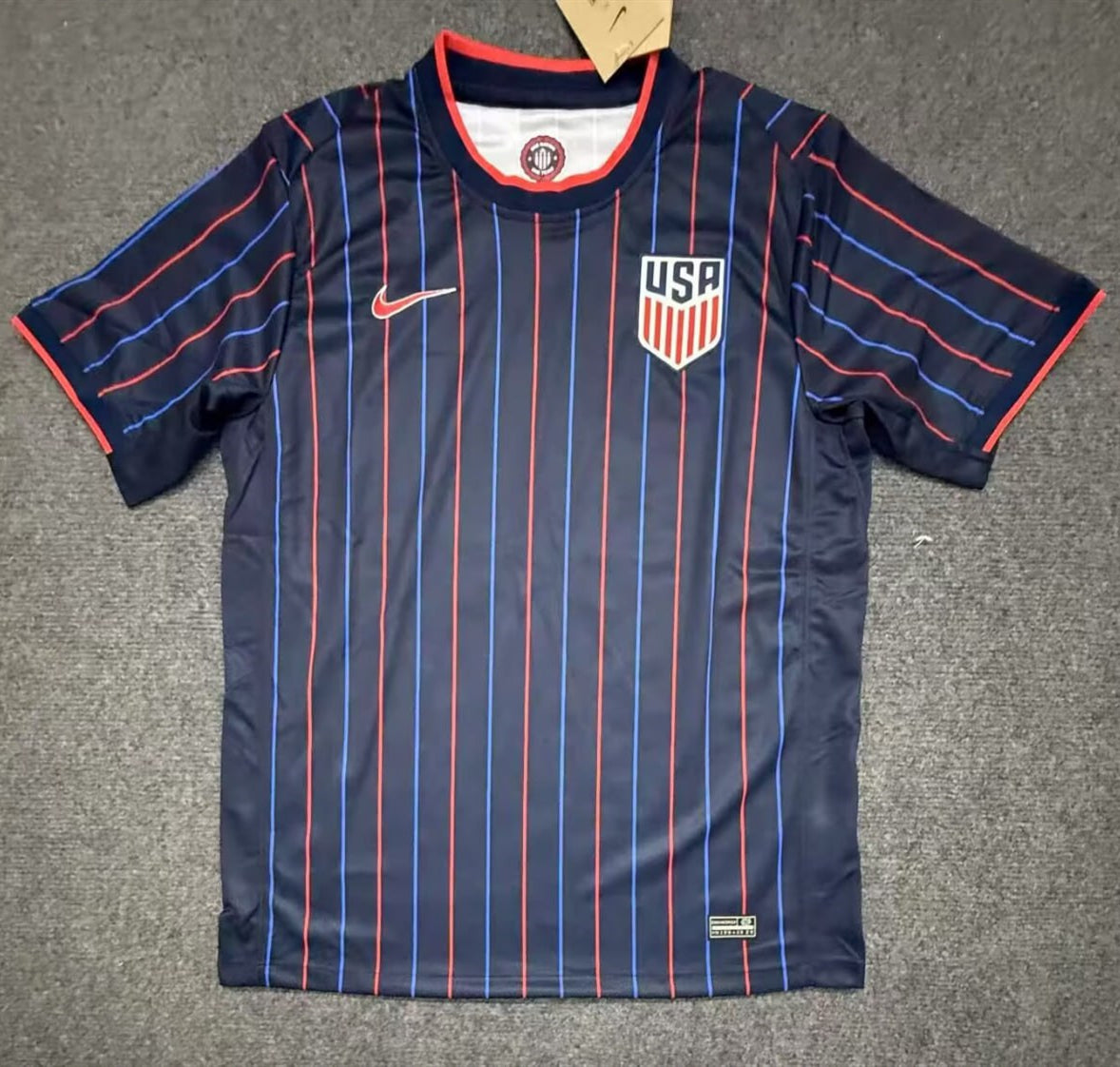 United States 2014 Away Retro Football Shirt — front view