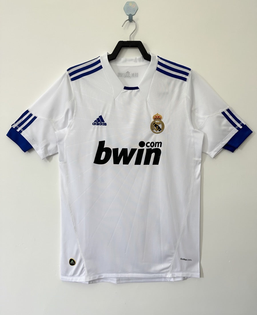 Real Madrid 2010/11 Home Retro Football Shirt — front view