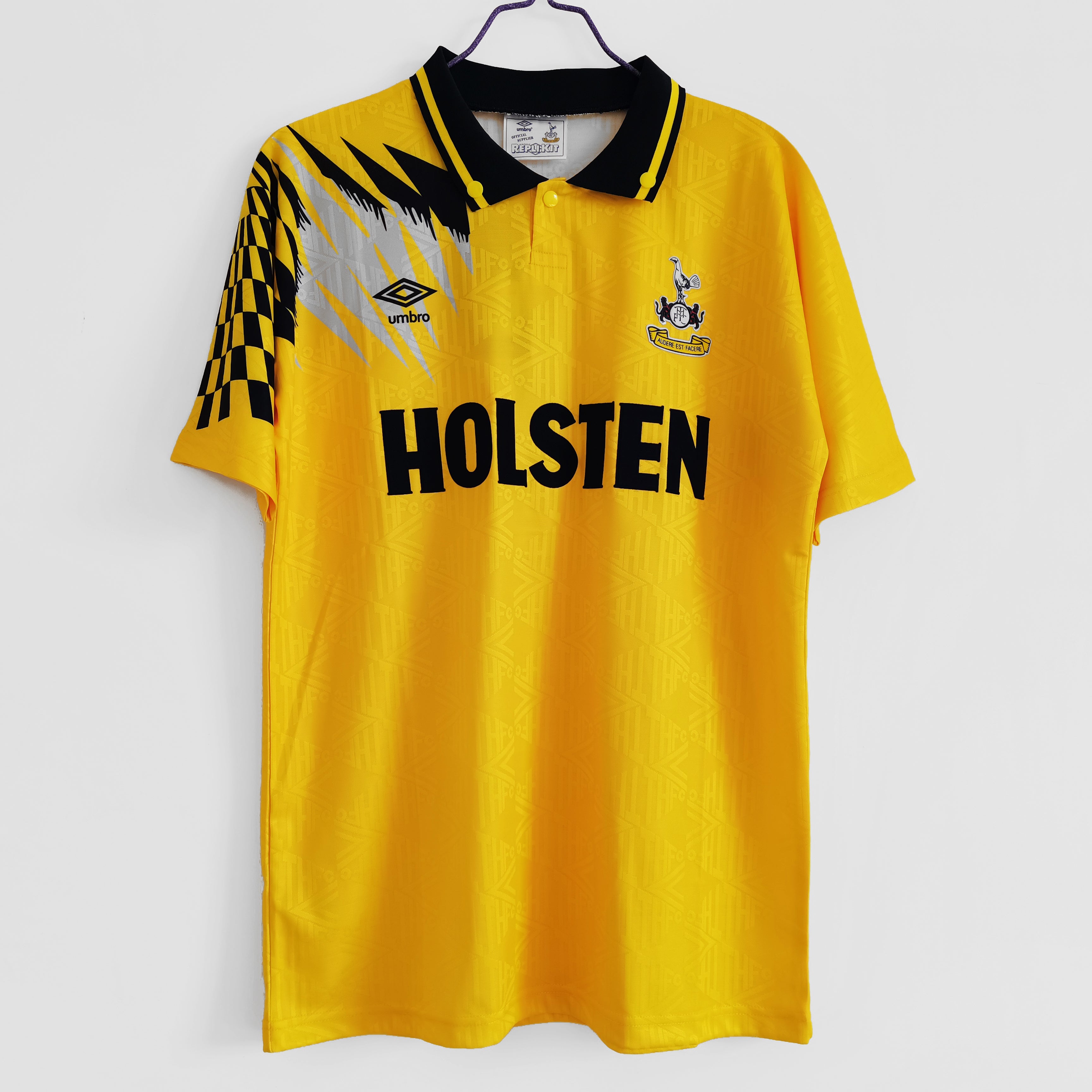 Tottenham 1992/94 Away Retro Football Shirt — front view