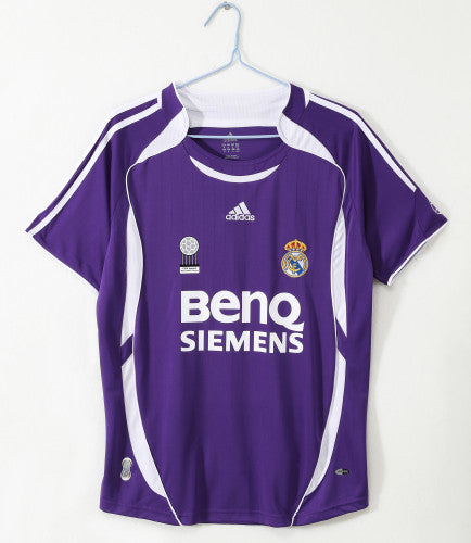 Real Madrid 2006/07 Away Retro Football Shirt — front view