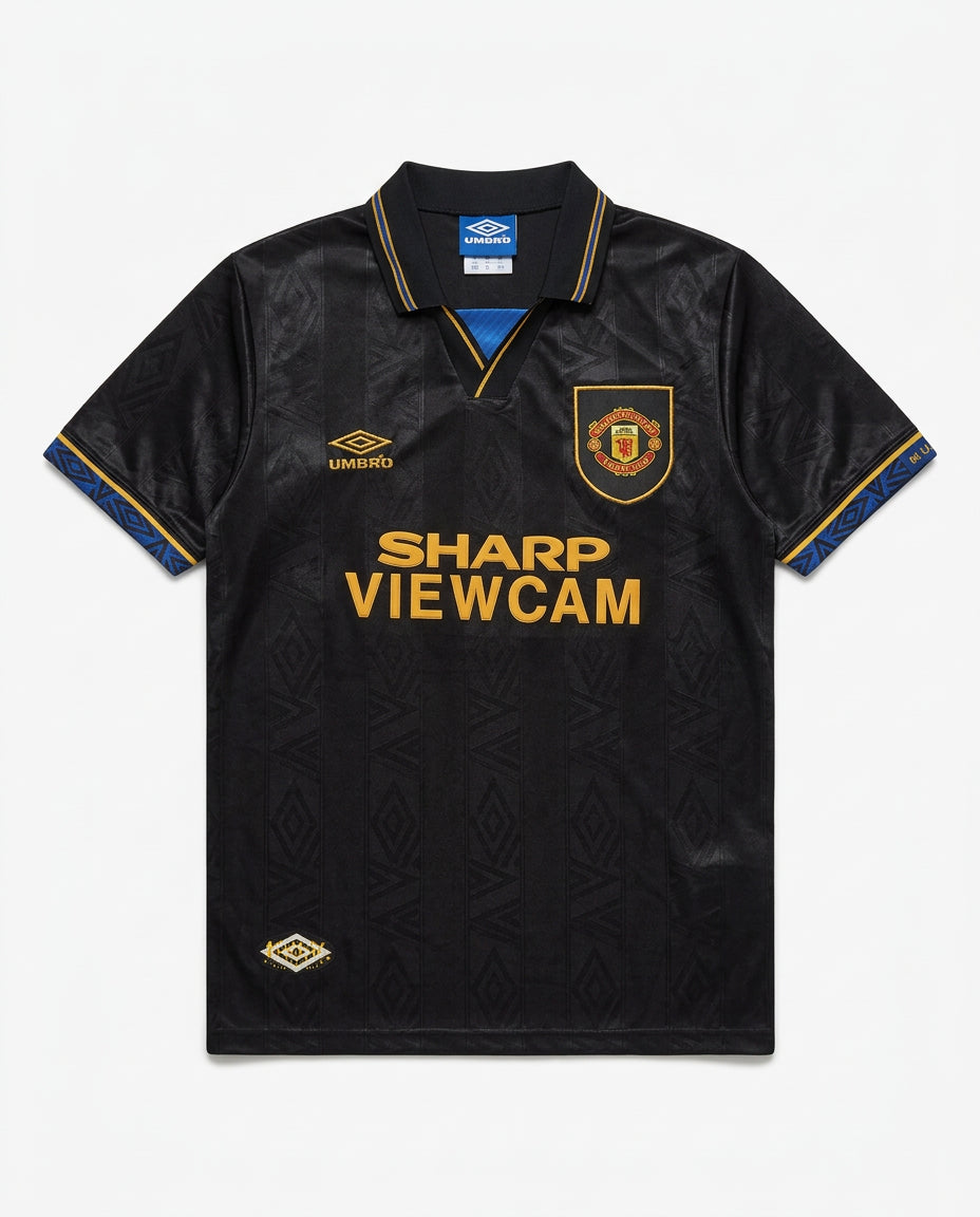 Manchester United 1993/95 Away Retro Football Shirt — front view